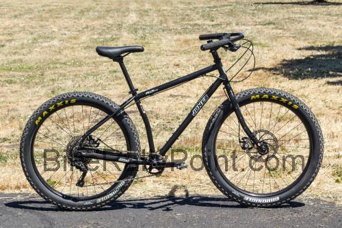 Jones Plus SWB Complete specs and reviews